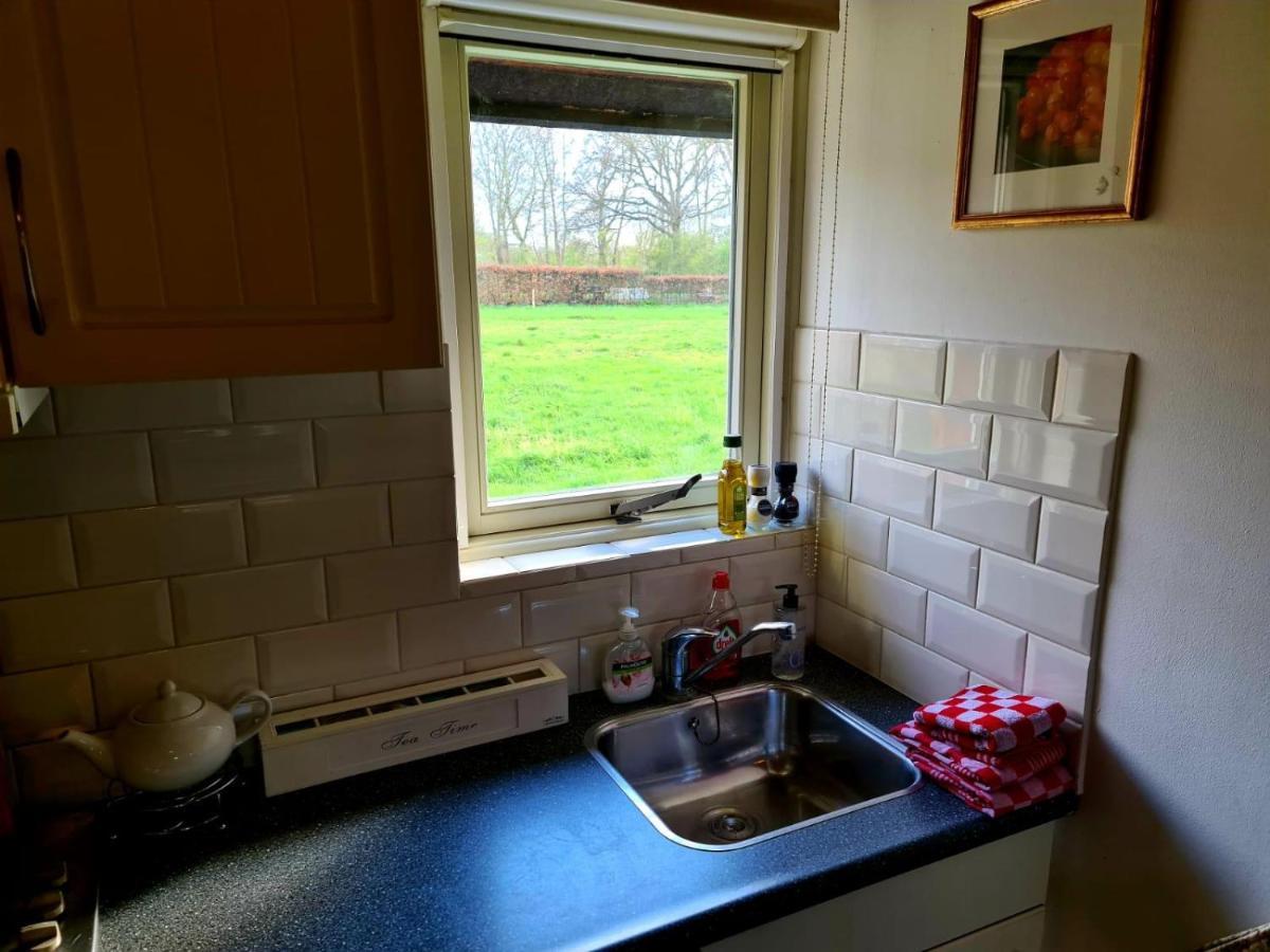 Landelijk Vakantiehuisje Alem Esterno foto